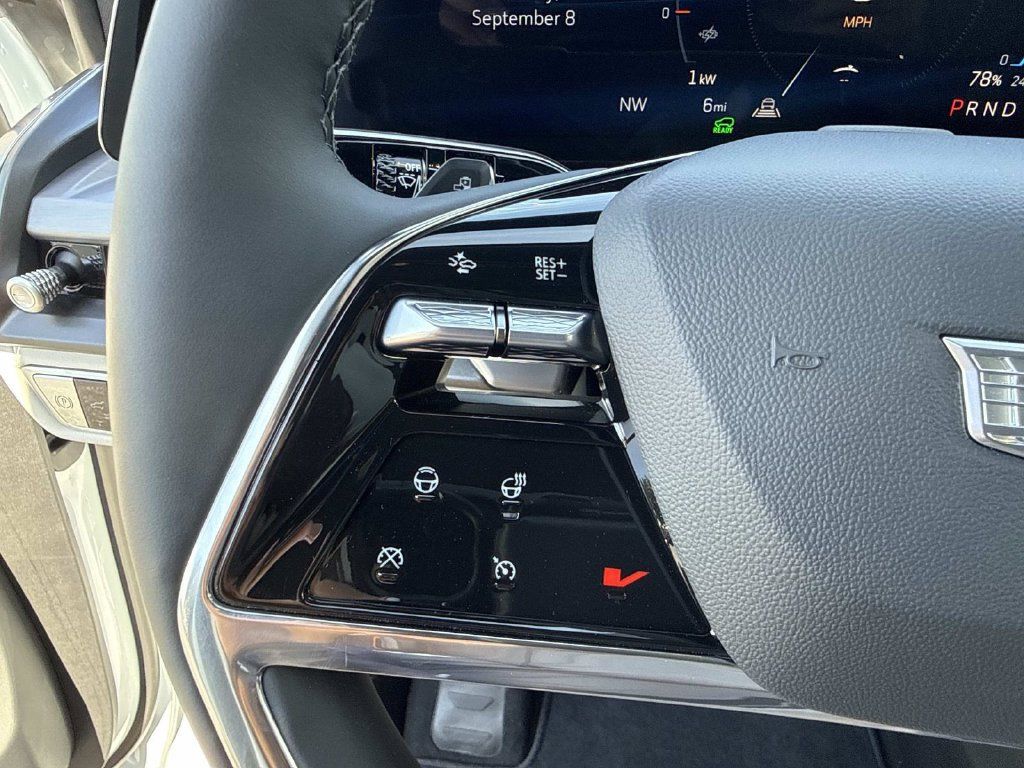 New 2027 Cadillac Vistiq Sport AWD/4WD image 31