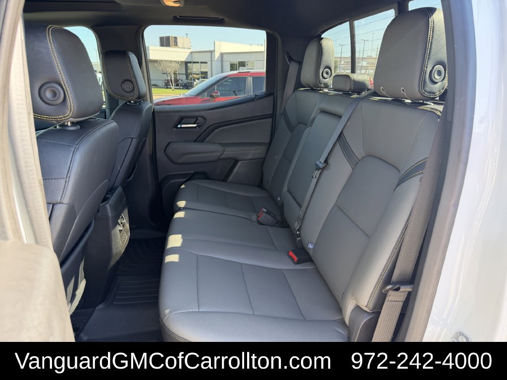 Used 2024 Chevrolet Colorado ZR2 w/ ZR2 Convenience Package III AWD/4WD image 34