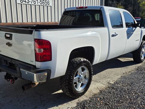 Used 2014 Chevrolet Silverado 2500 LTZ w/ LTZ Plus Package AWD/4WD image 6