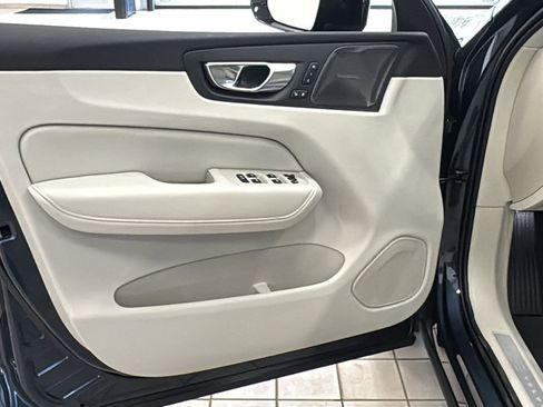 New 2026 Volvo XC60 T8 Ultra w/ Climate Package AWD/4WD image 21