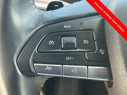 Used 2023 Cadillac XT4 Luxury image 29