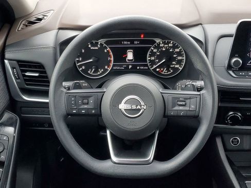 Used 2023 Nissan Rogue S AWD/4WD image 25