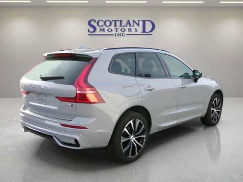 Used 2025 Volvo XC60 B5 Plus image 6