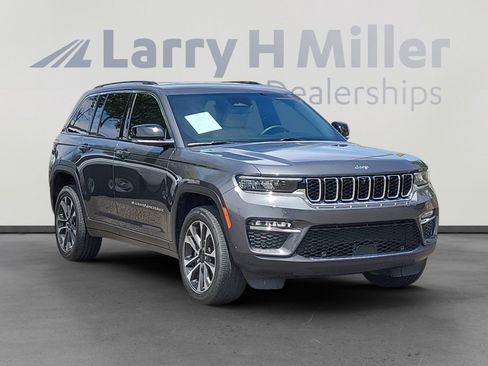 Used 2023 Jeep Grand Cherokee Limited w/ Luxury Tech Group II AWD/4WD image 7