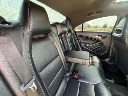 Used 2016 Mercedes-Benz CLA 250 image 43
