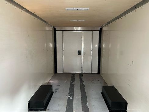 Used 2023 Chevrolet Express 3500 w/ Power Convenience Package RWD image 27