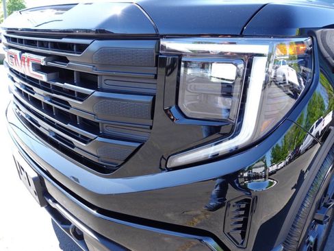 Used 2023 GMC Sierra 1500 Pro w/ Graphite Edition AWD/4WD image 57