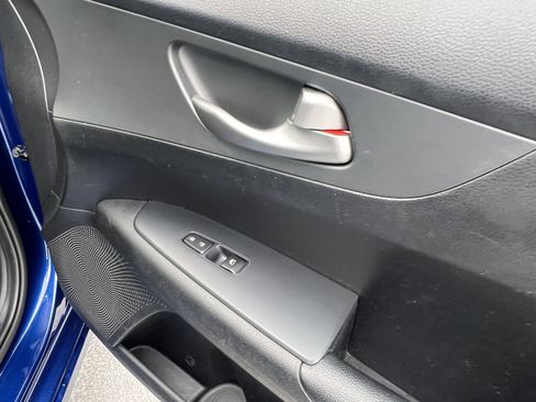 Used 2020 Kia Forte LXS image 15