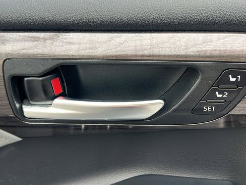 Certified 2021 Toyota Highlander Platinum image 25