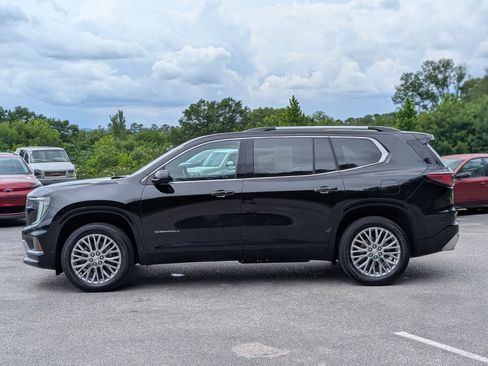 Used 2024 GMC Acadia Denali FWD image 6