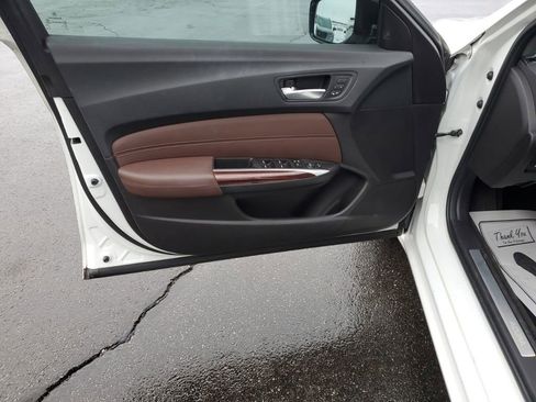Used 2016 Acura TLX Tech image 11