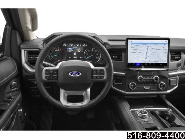 Used 2023 Ford Expedition XLT AWD/4WD image 8