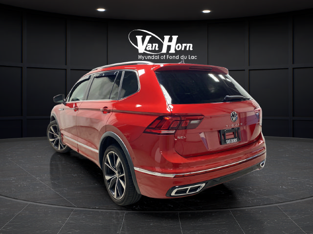 Used 2024 Volkswagen Tiguan SEL R-Line AWD/4WD image 5