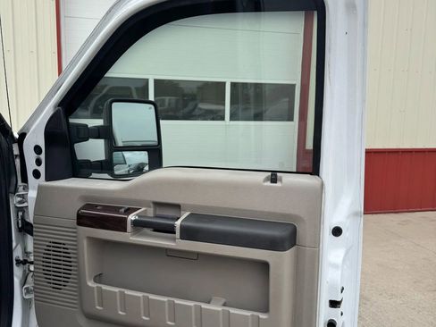 Used 2008 Ford F450 Lariat image 15
