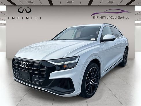 Used 2020 Audi Q8 Premium Plus w/ Premium Plus Package image 3