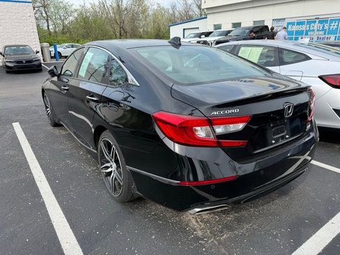 Used 2021 Honda Accord Touring image 4