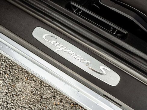 Used 2016 Porsche Cayman S image 30