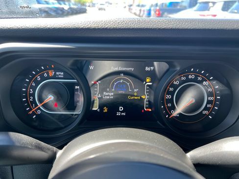 New 2026 Jeep Gladiator Sport AWD/4WD image 20