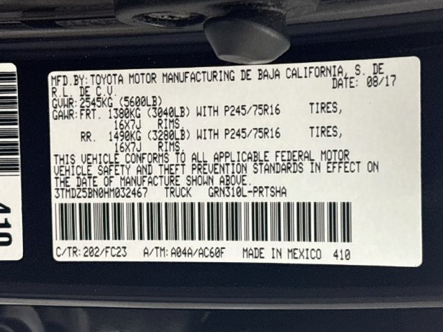 Used 2017 Toyota Tacoma SR5 w/ Tow Package AWD/4WD image 28