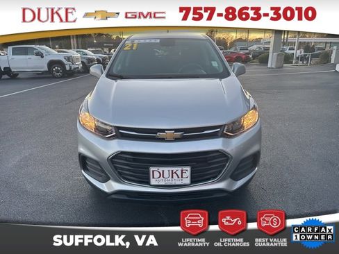 Used 2021 Chevrolet Trax LS w/ Tint and Cruise Package image 23