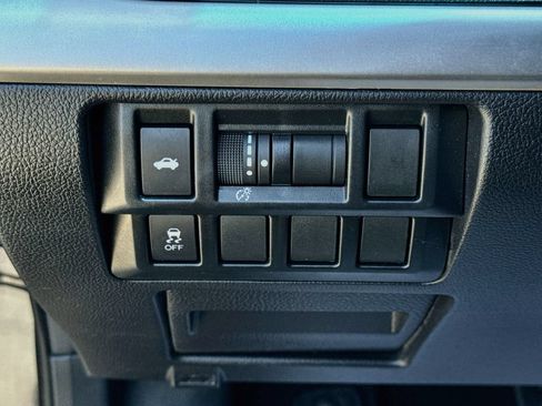 Used 2018 Subaru Legacy 2.5i Sport AWD/4WD image 10