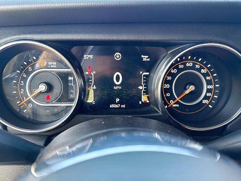 Used 2023 Jeep Gladiator Overland AWD/4WD image 21