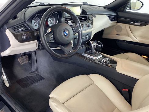 Used 2011 BMW Z4 sDrive35is RWD image 2