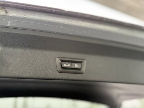 Used 2024 BMW X3 M40i w/ Premium Package image 24