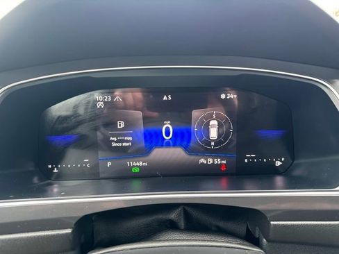 Certified 2024 Volkswagen Tiguan SE image 21