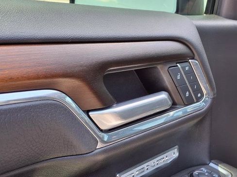 Used 2024 GMC Sierra 1500 Denali w/ Denali Reserve Package AWD/4WD image 16