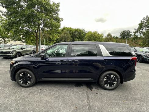 New 2026 Kia Carnival LXS image 8