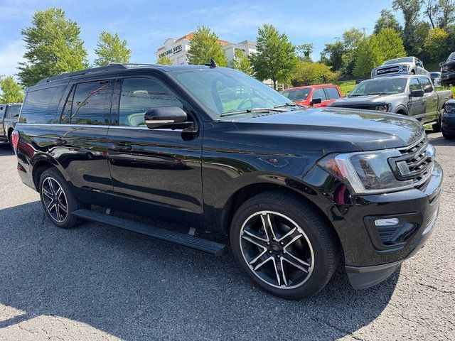 Used 2021 Ford Expedition Limited AWD/4WD image 8