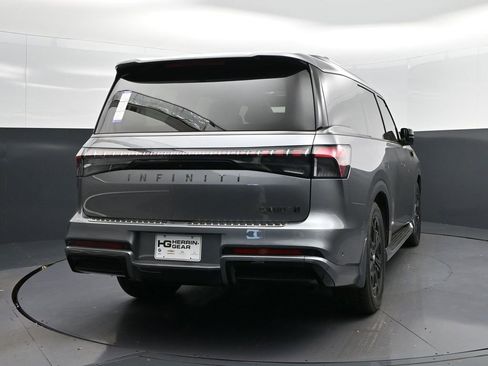 New 2026 INFINITI QX80 4WD image 7