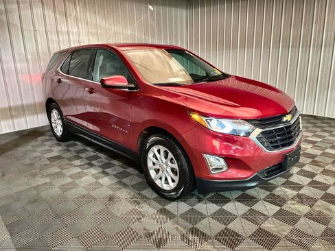 Used 2020 Chevrolet Equinox LT image 2