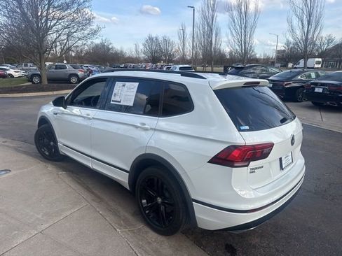 Used 2019 Volkswagen Tiguan SEL Premium R-Line w/ 3rd Row Seat Package image 5
