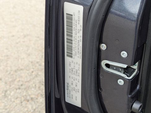 Used 2015 RAM 1500 Laramie w/ Convenience Group image 42