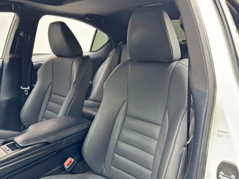 Used 2023 Lexus IS 500 w/ Accessory Package RWD image 37