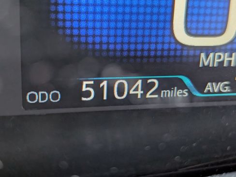 Used 2021 Toyota Prius Prime LE FWD image 27