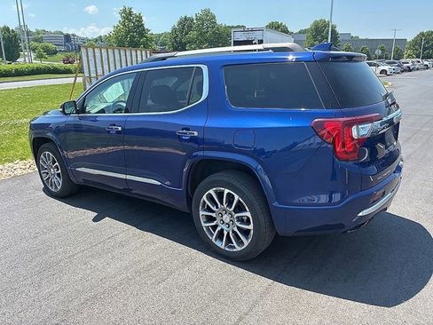 Used 2023 GMC Acadia Denali w/ Denali Technology Package AWD/4WD image 12