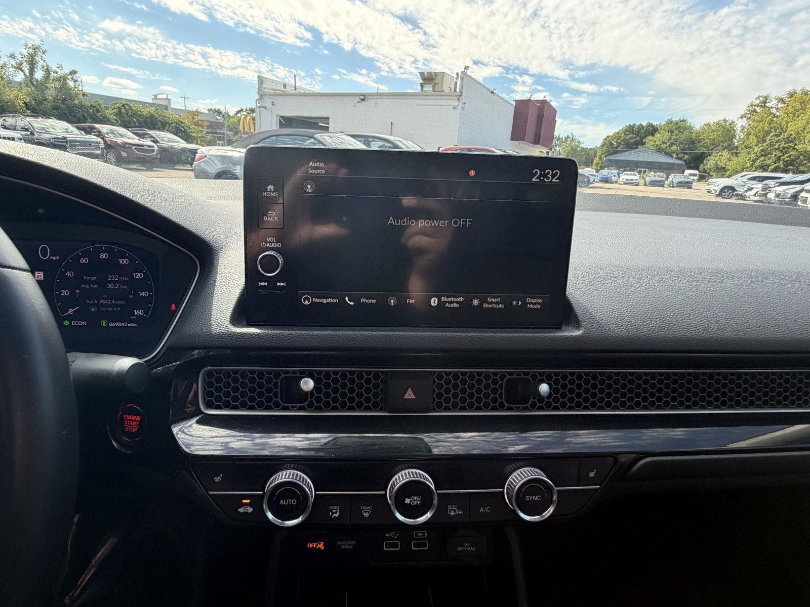 Used 2022 Honda Civic Touring image 17