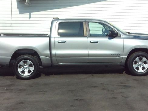 Used 2019 RAM 1500 Big Horn AWD/4WD image 9