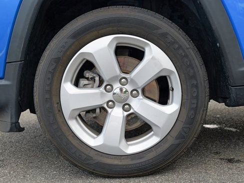 Used 2021 Jeep Compass Latitude image 15