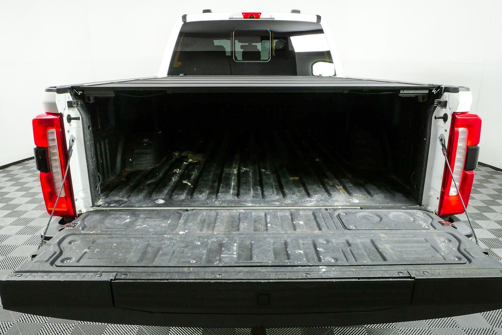 Used 2024 Ford F250 Lariat w/ Chrome Package AWD/4WD image 31