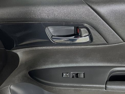 Used 2013 Honda Accord Sport image 30