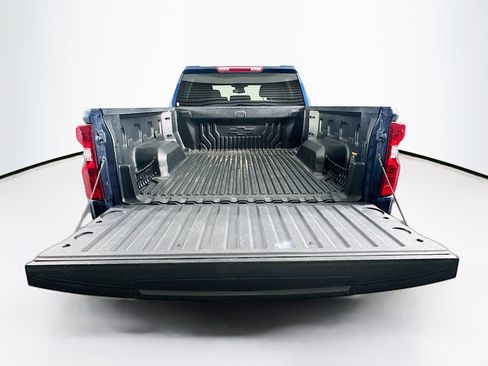 Used 2023 Chevrolet Silverado 1500 LT AWD/4WD image 28