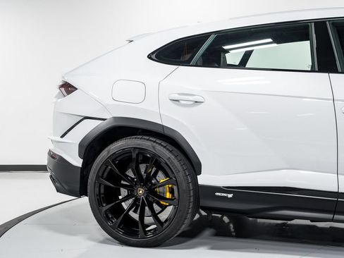 Used 2023 Lamborghini Urus S AWD/4WD image 56