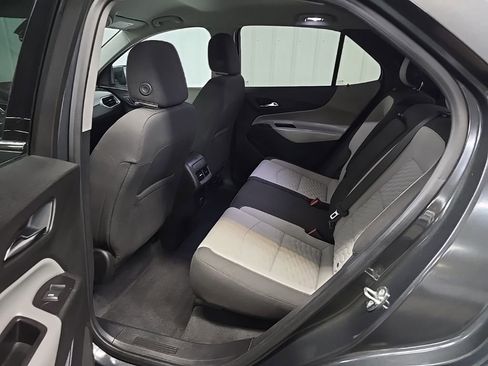 Used 2018 Chevrolet Equinox LT AWD/4WD image 30