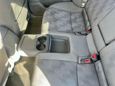 Used 2010 Subaru Forester 2.5X Premium image 16