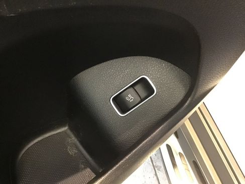 Used 2022 Mercedes-Benz GLS 450 GLS 450 image 38