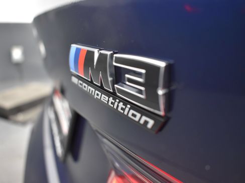 Used 2025 BMW M3 Competition w/ M Carbon Exterior Package AWD/4WD image 19